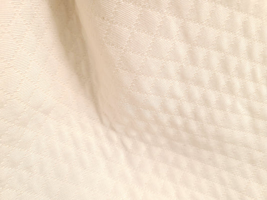 Quilt Natural 100% Cotton fabric Medium Thickness Sold by the yard 58"READ FULL DESCRIPTION !